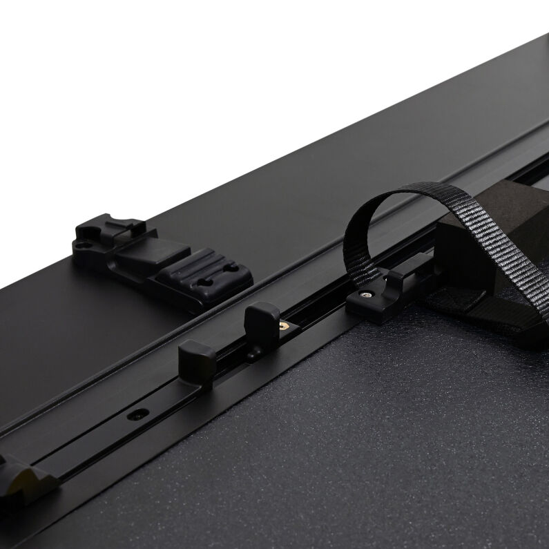 Hard Tri-Fold Tonneau Cover