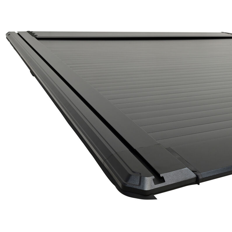 Manual Retractable Tonneau Cover