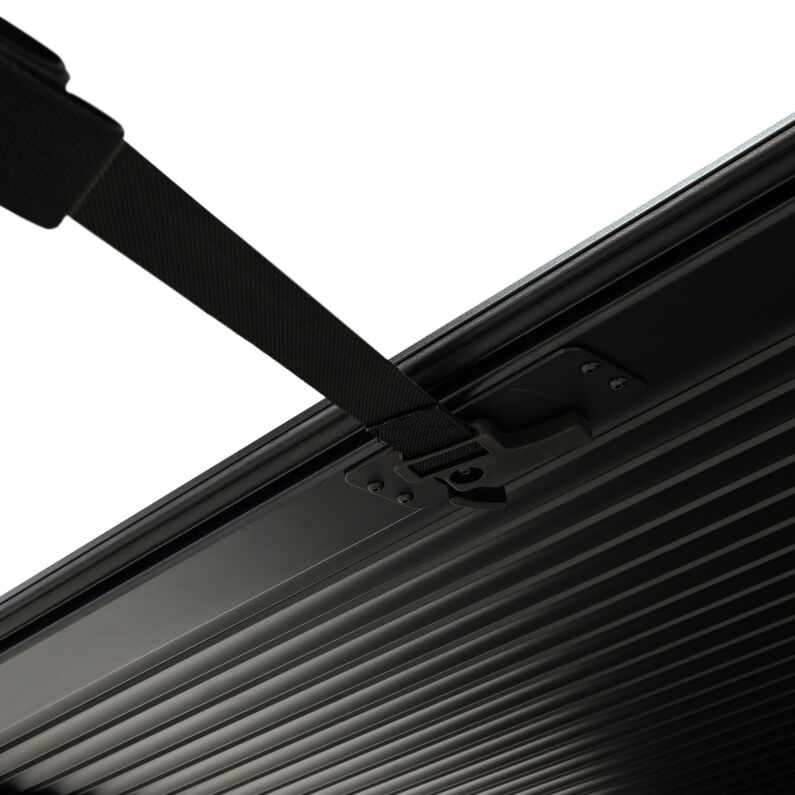 Manual Retractable Tonneau Cover