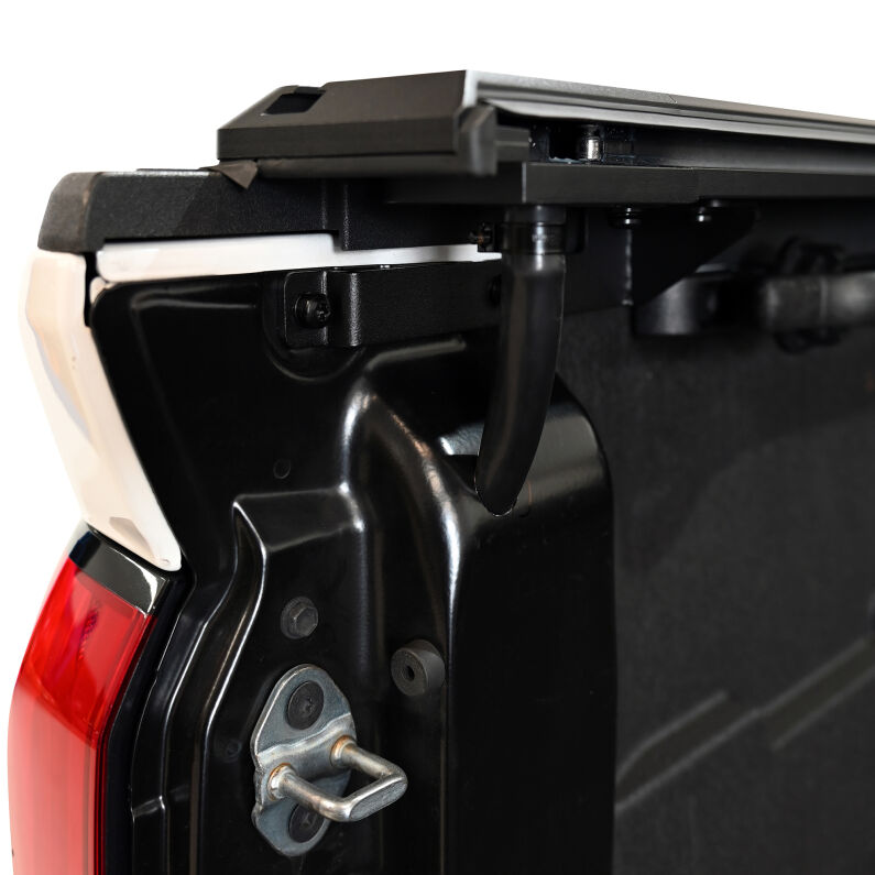 Manual Retractable Tonneau Cover