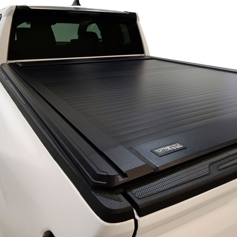 Manual Retractable Tonneau Cover