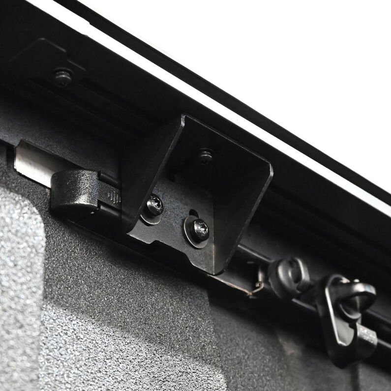 Manual Retractable Tonneau Cover