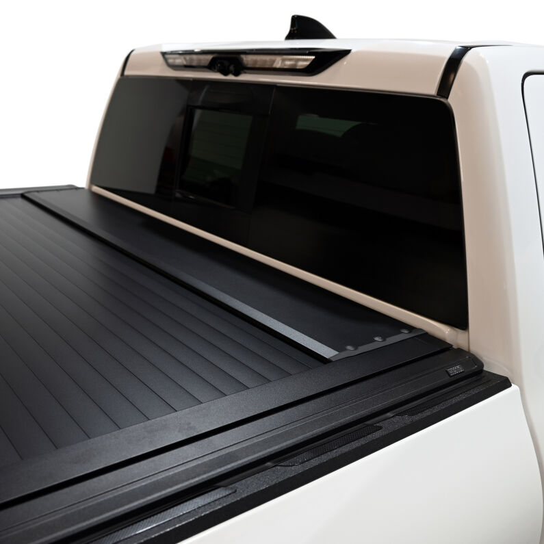 Manual Retractable Tonneau Cover