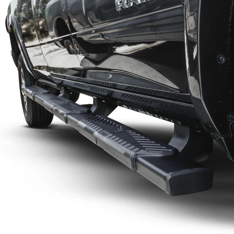 R5 M-Series Wheel-to-Wheel Nerf Step Bars