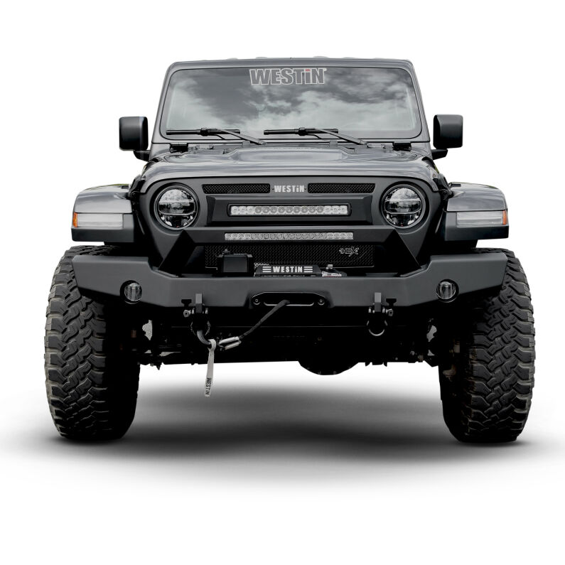 WJ2 Full Width Front Bumper w/LED Light Bar Mount