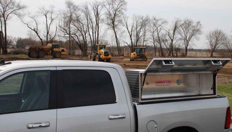 Brute High Capacity HD TopSider Tool Box