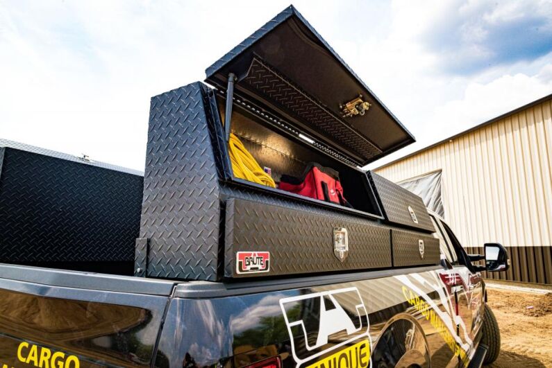 Brute Contractor TopSider Tool Box
