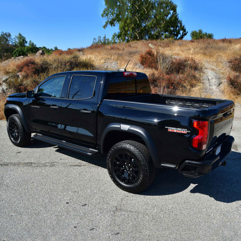 Sure-Grip Running Boards w/Mounting Kit